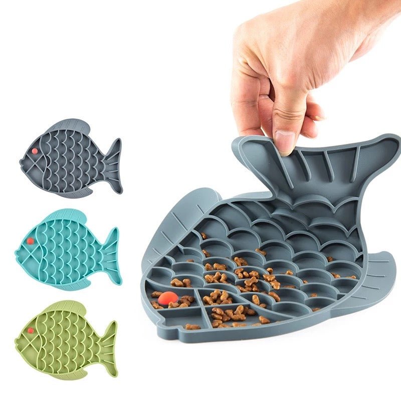 Fish Shape Silicone Bowl Dog Lick Mat Slow Feeding Food Bowl For Small